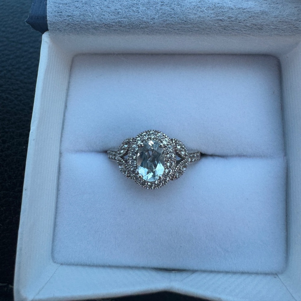Diamond ring
